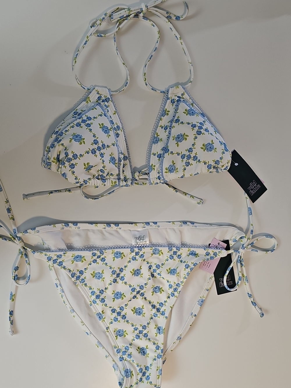 Wild Fable Women's XL White with Blue Flowers Bikini Set